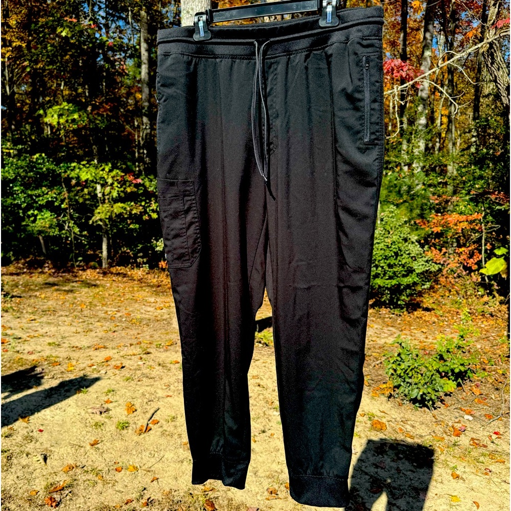 Black Grey’s Anatomy scrub bottoms. Stretch. Size XL.
